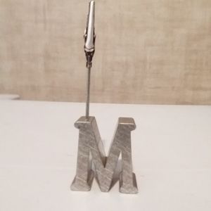 NWOT Letter clip 17 PC.S